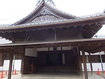 堂々としてます