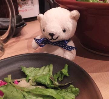 もぐもぐ
