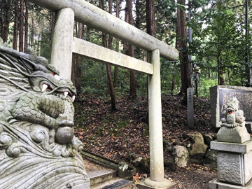 鳥居